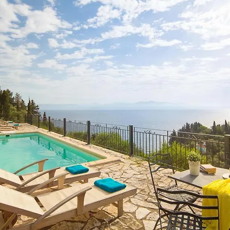 Stelios Longos (Paxos)